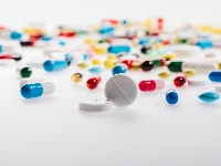 В Минпромторге уточнили срок начала эксперимента по маркировке БАДов